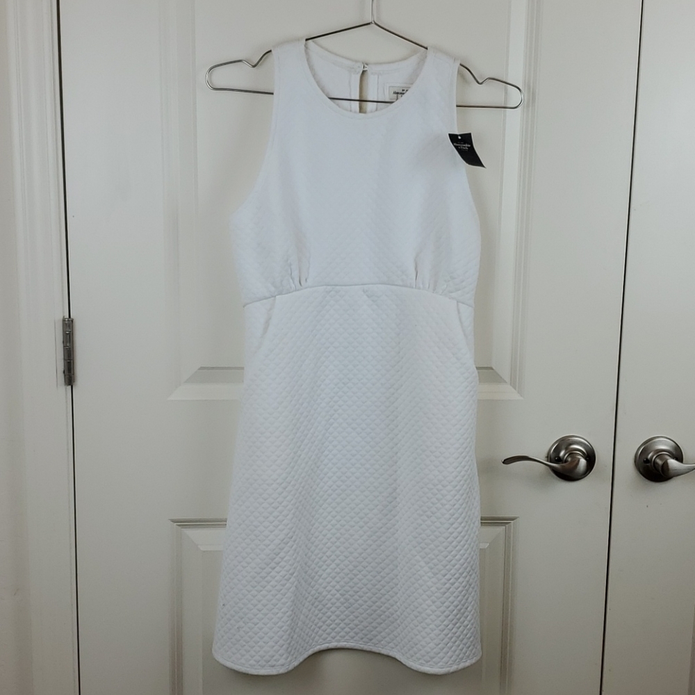 Abercrombie and Fitch dress w pockets size S NWT